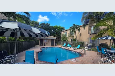 8314 Lagos De Campo Boulevard, Tamarac, FL 33321 - Photo 3