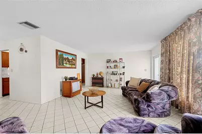 8604 NW 57th Court, Tamarac, FL 33321 - Photo 5