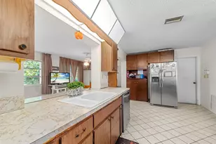 8604 NW 57th Ct, Tamarac, FL 33321 - Photo 9