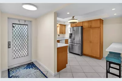 9301 Sunrise Lakes Boulevard #207, Sunrise, FL 33322 - Photo 7