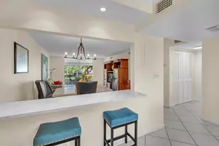9301 Sunrise Lakes Blvd, Sunrise, FL 33322 - Photo 11