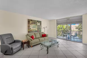 9301 Sunrise Lakes Blvd, Sunrise, FL 33322 - Photo 15