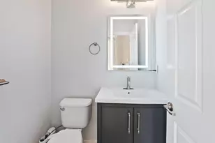 816 W Village Cir, Davie, FL 33325 - Photo 11