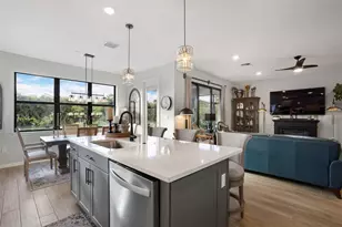 4445 Silverwood Ln S, Fort Lauderdale, FL 33309 - Photo 13