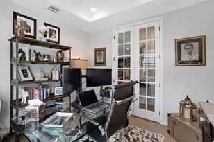 4445 Silverwood Ln S, Fort Lauderdale, FL 33309 - Photo 41