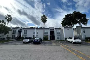 4463 Treehouse Ln, Tamarac, FL 33319 - Photo 5