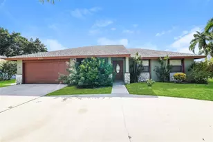 320 Sandpiper Ave, West Palm Beach, FL 33411 - Photo 1