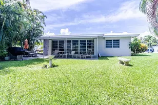 1300 SE 7th Ct, Deerfield Beach, FL 33441 - Photo 23