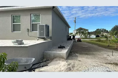 513 Mallard Court, Poinciana, FL 34759 - Photo 13