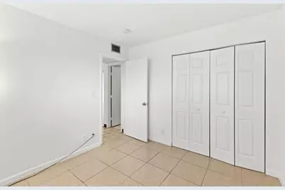 2106 S Cypress Bend Drive #506, Pompano Beach, FL 33069 - Photo 21