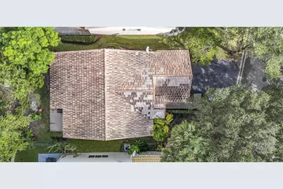 7657 Sanctuary Drive, Coral Springs, FL 33065 - Photo 27