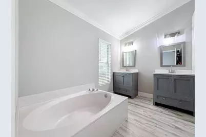 7657 Sanctuary Drive, Coral Springs, FL 33065 - Photo 19