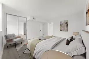 441 NE 195th St, Miami, FL 33179 - Photo 11