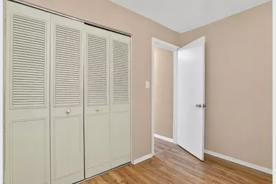 9806 NW 71st Street, Tamarac, FL 33321 - Photo 23