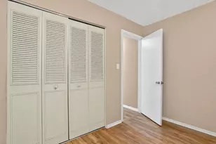 9806 NW 71st St, Tamarac, FL 33321 - Photo 23