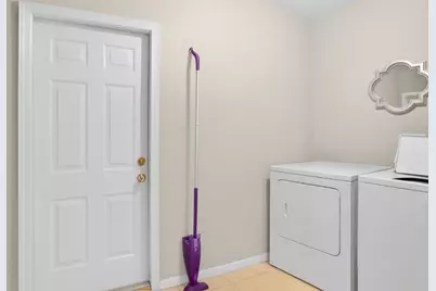 9806 NW 71st Street, Tamarac, FL 33321 - Photo 25