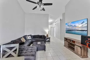 7520 S Aragon Blvd, Sunrise, FL 33313 - Photo 13