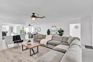 214 SE 6th St, Dania Beach, FL 33004 - Photo 3