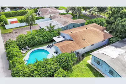 214 SE 6th Street, Dania Beach, FL 33004 - Photo 13