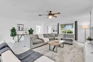 214 SE 6th St, Dania Beach, FL 33004 - Photo 9