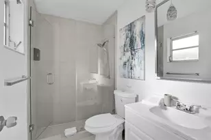 214 SE 6th St, Dania Beach, FL 33004 - Photo 19