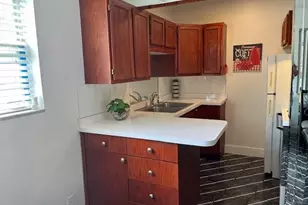 2145 Pierce St, Hollywood, FL 33020 - Photo 7