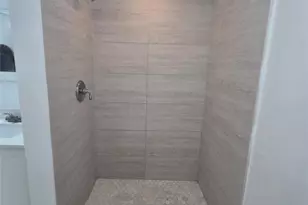 7901 S Colony Cir, Tamarac, FL 33321 - Photo 23