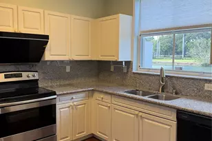 118 Riverwalk Cir, Sunrise, FL 33326 - Photo 5