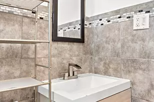 101 NE 35th St, Pompano Beach, FL 33064 - Photo 17