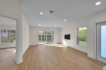 11766 NW 57th Street, Pompano Beach, FL 33076 - Photo 13
