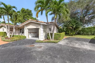 7237 E Tropical Way, Plantation, FL 33317 - Photo 49