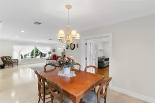 7237 E Tropical Way, Plantation, FL 33317 - Photo 9