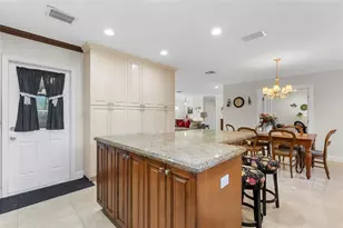 7237 E Tropical Way, Plantation, FL 33317 - Photo 11