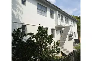 675 84th St, Miami Beach, FL 33141 - Photo 25