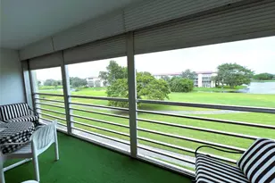 2902 Victoria Cir, Coconut Creek, FL 33066 - Photo 19