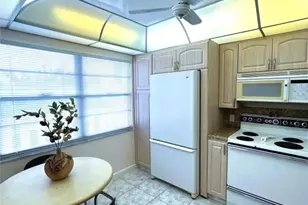 2902 Victoria Cir, Coconut Creek, FL 33066 - Photo 21