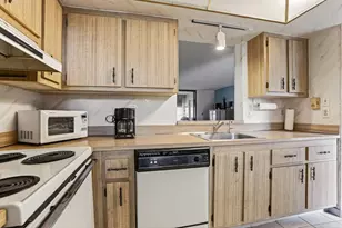 7360 NW 18th St, Margate, FL 33063 - Photo 5