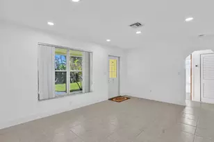 1700 SW 30th St, Fort Lauderdale, FL 33315 - Photo 9