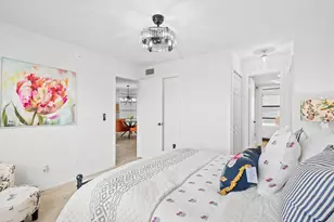 10442 Sunrise Lakes Blvd, Sunrise, FL 33322 - Photo 11