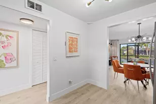 10442 Sunrise Lakes Blvd, Sunrise, FL 33322 - Photo 9