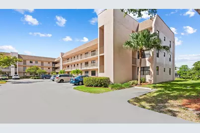 10442 Sunrise Lakes Boulevard #111, Sunrise, FL 33322 - Photo 15