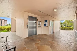 10442 Sunrise Lakes Blvd, Sunrise, FL 33322 - Photo 15