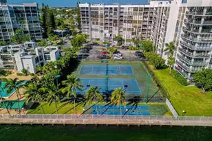 800 Parkview Dr, Hallandale Beach, FL 33009 - Photo 29