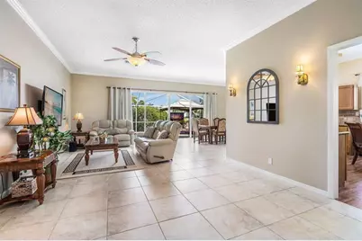 3598 Woods Walk Boulevard, Lake Worth, FL 33467 - Photo 3