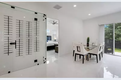 2962 NW 10th Court, Fort Lauderdale, FL 33311 - Photo 13