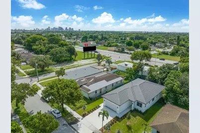 2962 NW 10th Court, Fort Lauderdale, FL 33311 - Photo 27