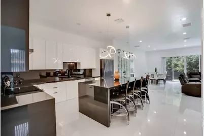 2962 NW 10th Court, Fort Lauderdale, FL 33311 - Photo 3