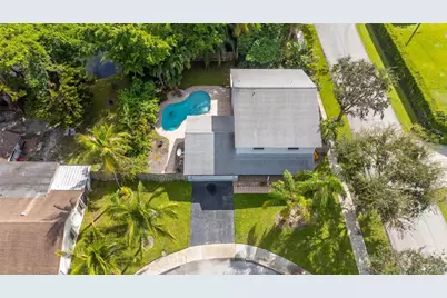 4770 SW 57th Terrace, Davie, FL 33314 - Photo 5