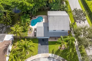 4770 SW 57th Terrace, Davie, FL 33314 - Photo 5