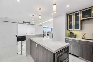 545 S Fort Lauderdale Beach Blvd, Fort Lauderdale, FL 33316 - Photo 3